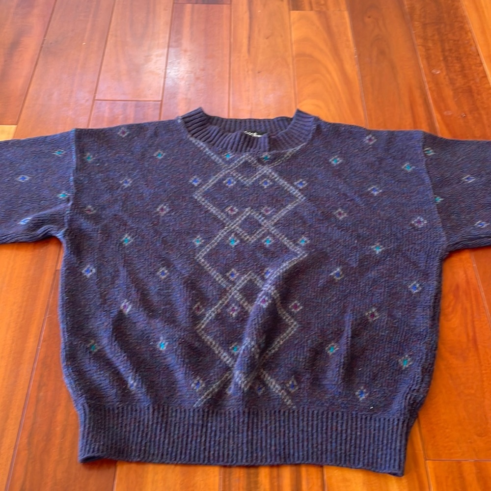 VINTAGE REED & JAMES SWEATER